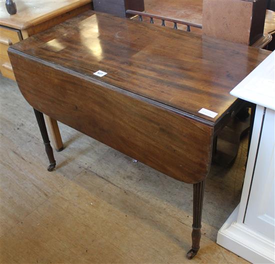 Regency mahogany Pembroke table(-)